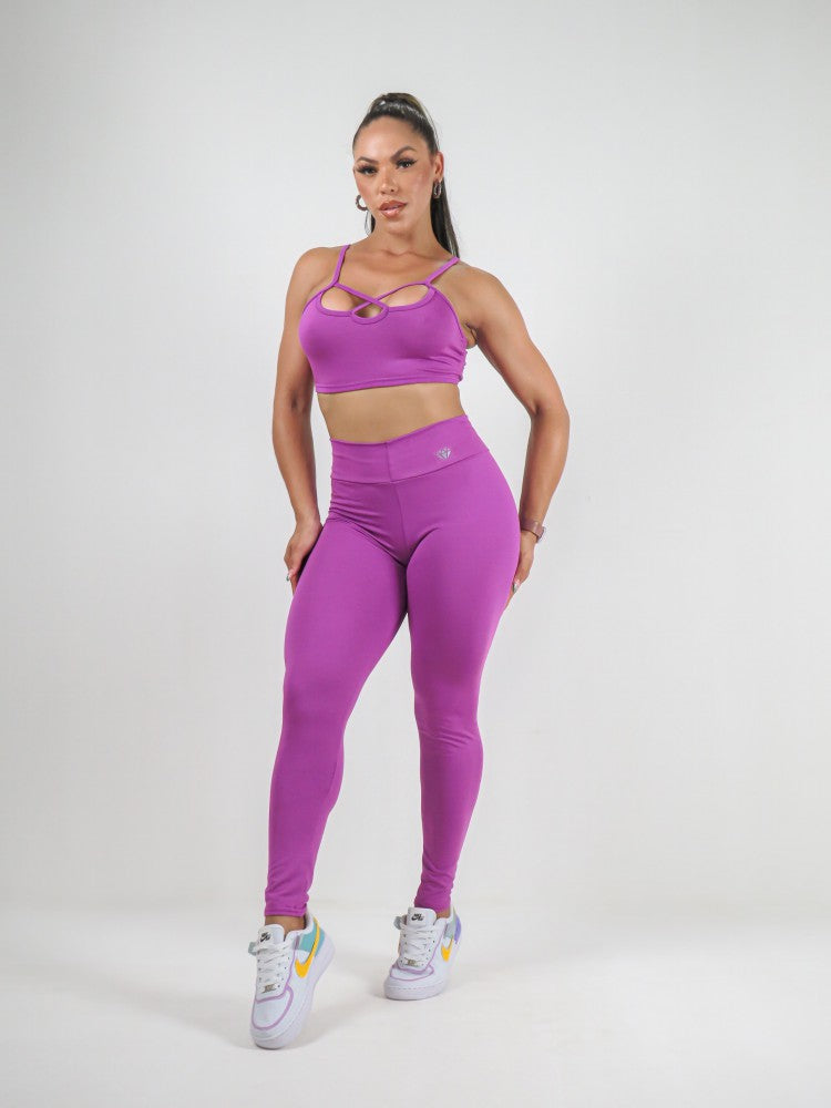 Conjunto Joice Calça e Top Liso em Suplex de Poliéster